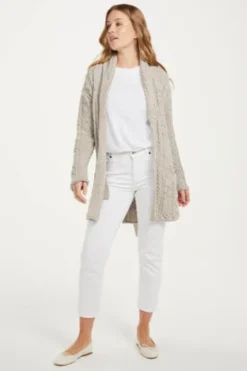 ARAN Strickjacke beige in supersofter Merinowolle