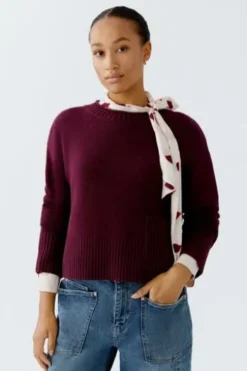 OUI Pullover bramble berry