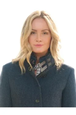 WELLINGTON OF BILMORE Kurzmantel Paula Herringbone navy in Woll-Kaschmir Qualität